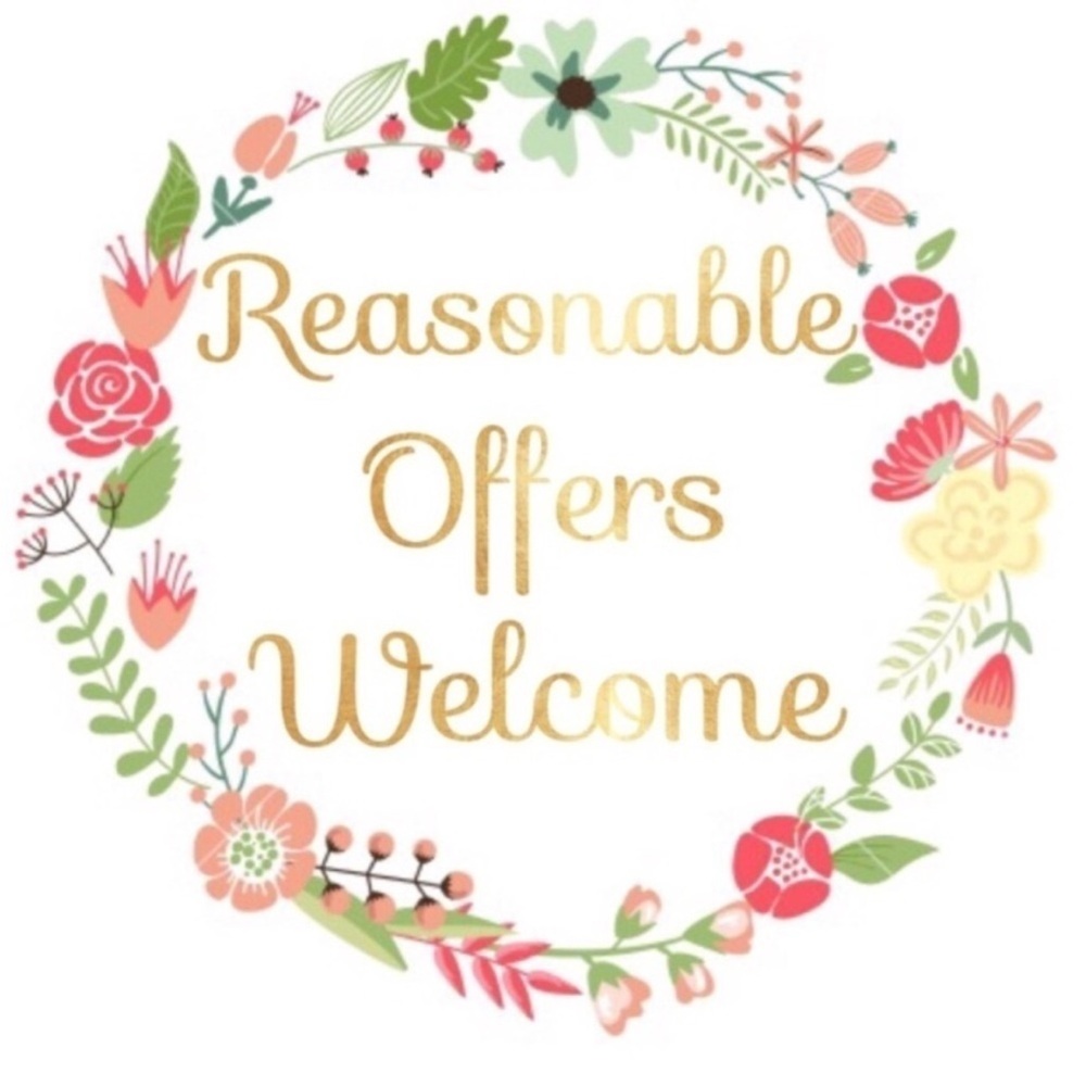 Reasonable Offers Welcome 💐